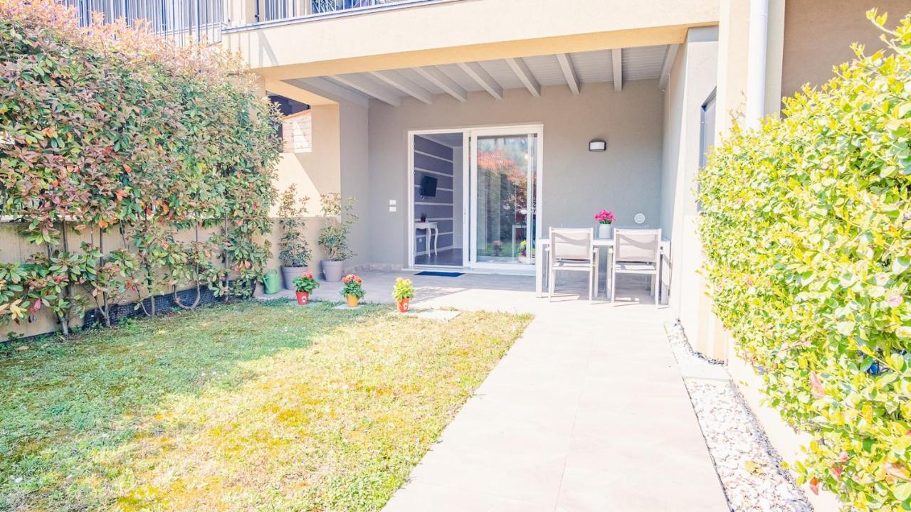 Apartment Tra Le Vigne Di Peschiera - Italian Homing *